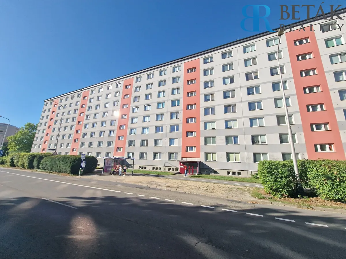 Pronájem bytu 1+1 35 m²